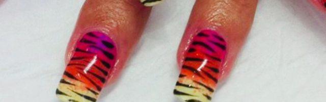 nails